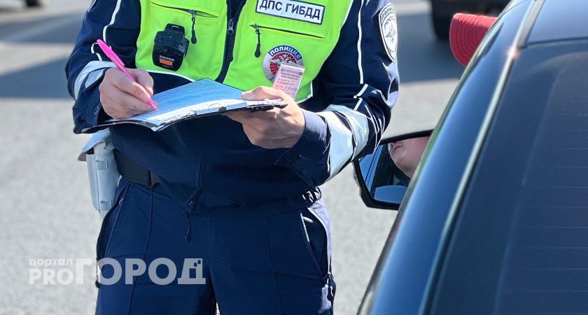 На дороге в Чебоксарах у водителя забрали BMW из-за большого долга 