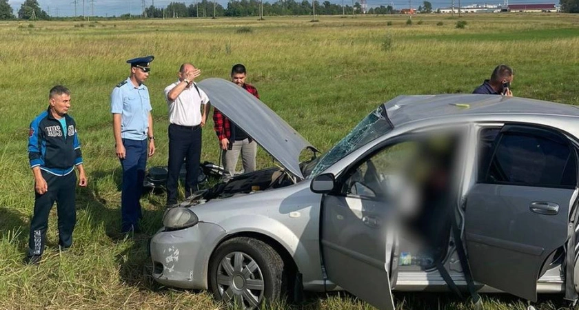 Фото к статье: В ДТП перед въездом в Канаш погибли люди: в машинах находились дети