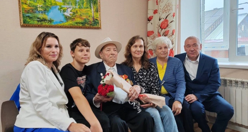 Фото к статье: Ветеран Великой Отечественной войны из Чувашии отпраздновал 105-летний юбилей
