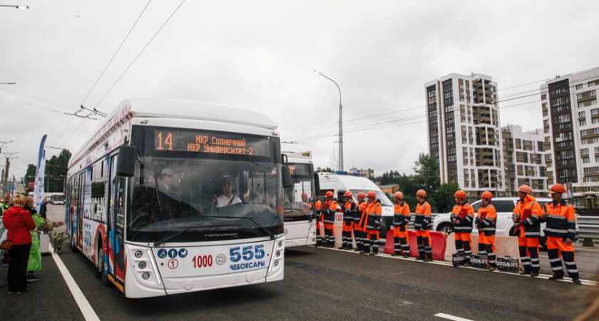 В Чебоксарах досрочно открыли Октябрьский мост