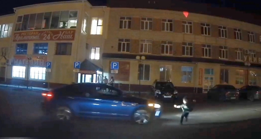 Фото к статье: В Цивильске ребенок угодил под колеса иномарки