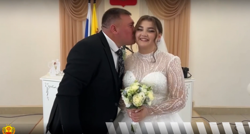 Жителям Чувашии полюбились красивые свадебные даты: на три особых дня осени подано полсотни заявлений