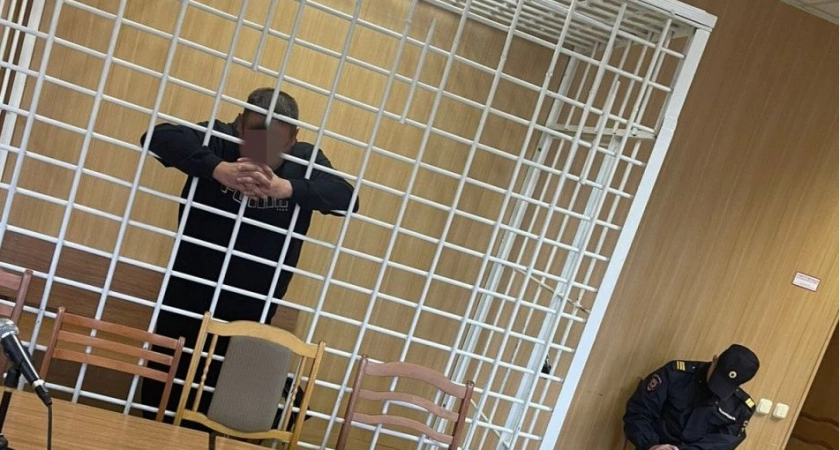 Фото к статье: Бывший глава Новочебоксарска хотел купить квартиру в курортном месте и хранил наличные в разной валюте