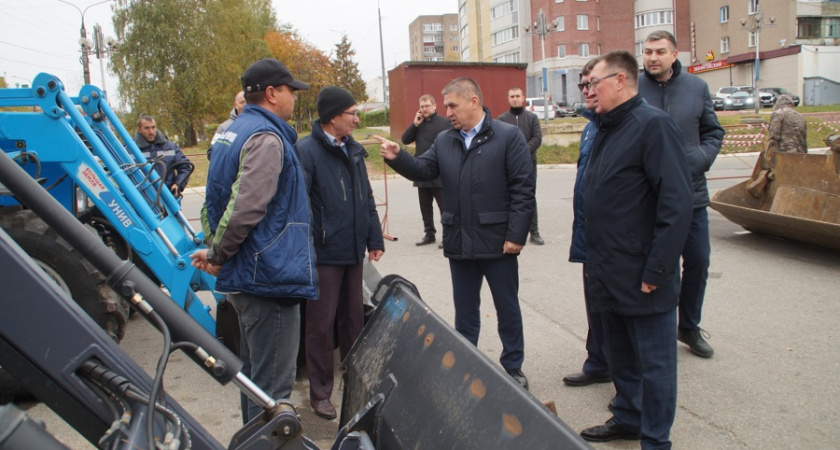 В Чебоксарах проверили снегоуборочную технику: "Не все УК готовы к работе"