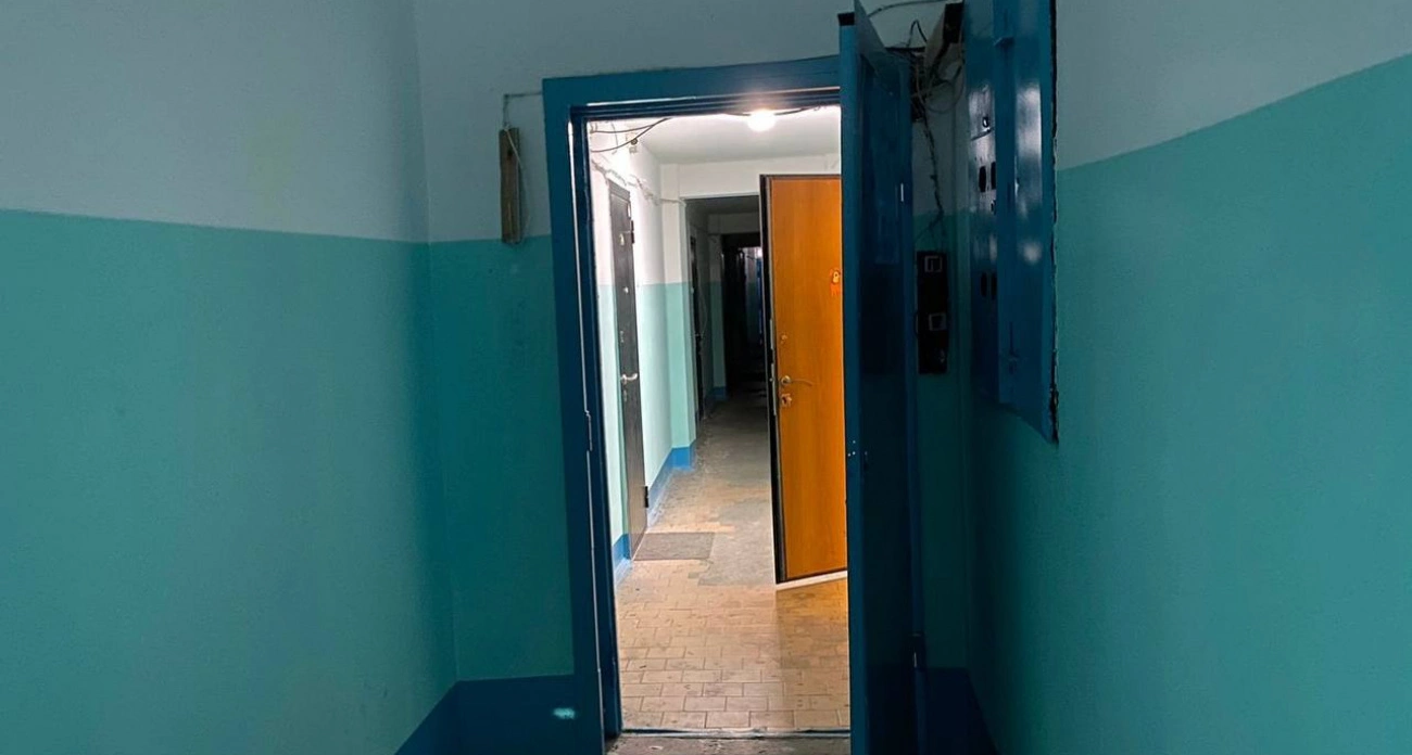 Фото к статье: В Новочебоксарске задержали подростка по подозрению в убийстве сожителя матери