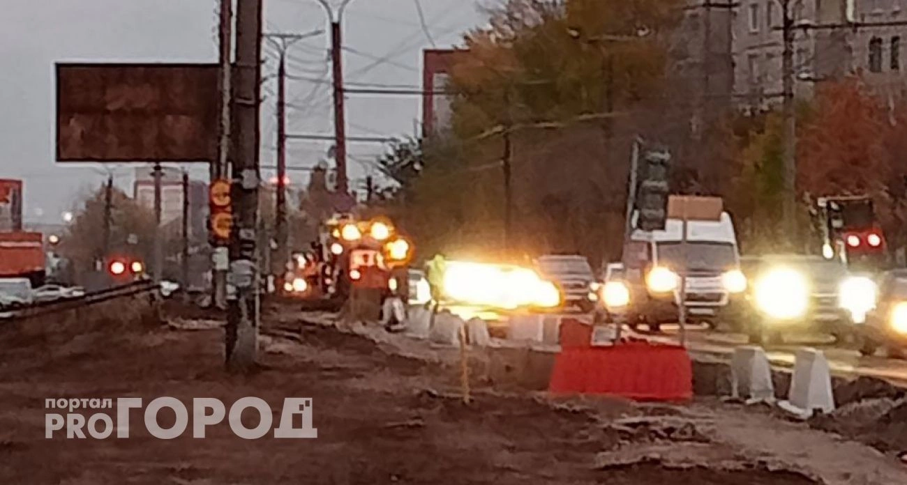 Фото к статье: Чтобы ускорить затянувшийся ремонт чебоксарской улицы, понадобилось вмешательство прокуратуры
