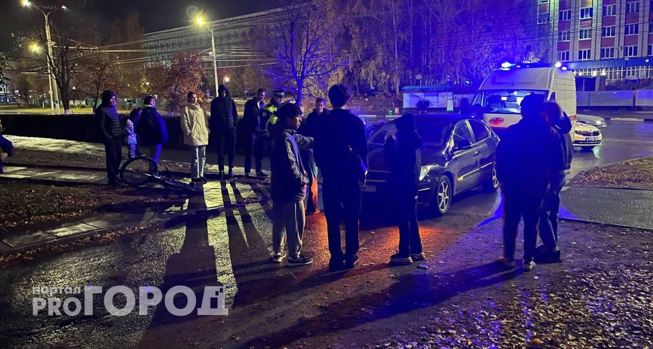 Фото к статье: В Новочебоксарске легковушка сбила подростка на велосипеде