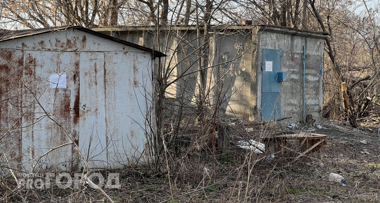 Фото к статье: В Чебоксарах до конца года снесут 77 незаконных гаражей