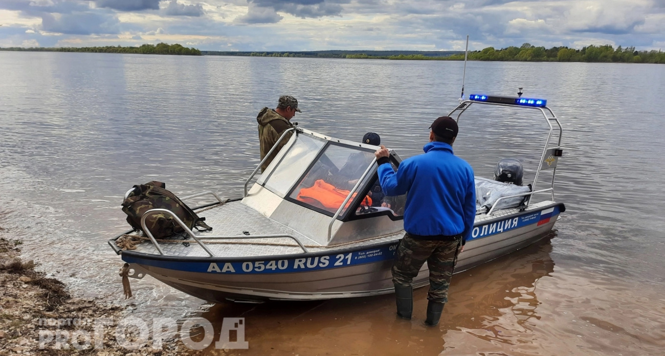 Двое мужчин на лодке исчезли, отплыв от Шешкарской пристани в Чувашии