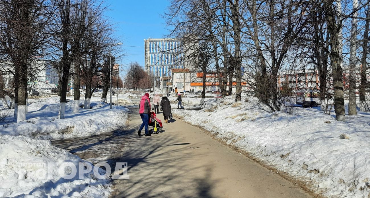 Семьи в Чувашии досрочно получат детские пособия 