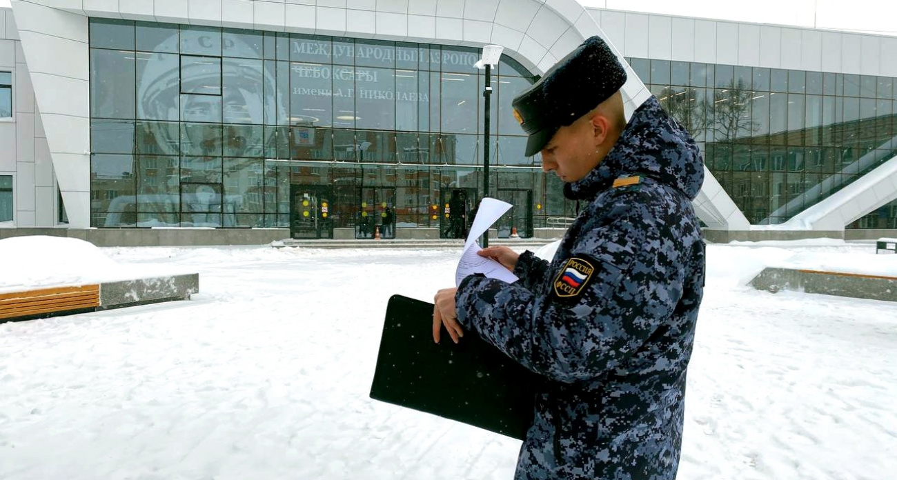 Житель Чувашии пытался сбежать от долгов в Москву, но его поймали и отправили на работу