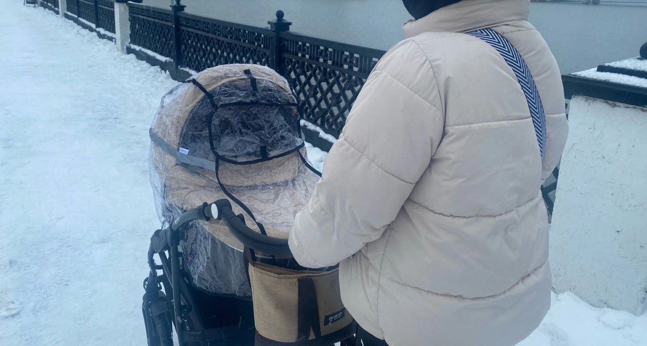 Фото к статье: В Чувашии для молодых родителей откроют госпрокаты колясок, кроваток, стульев для кормления и автокресел