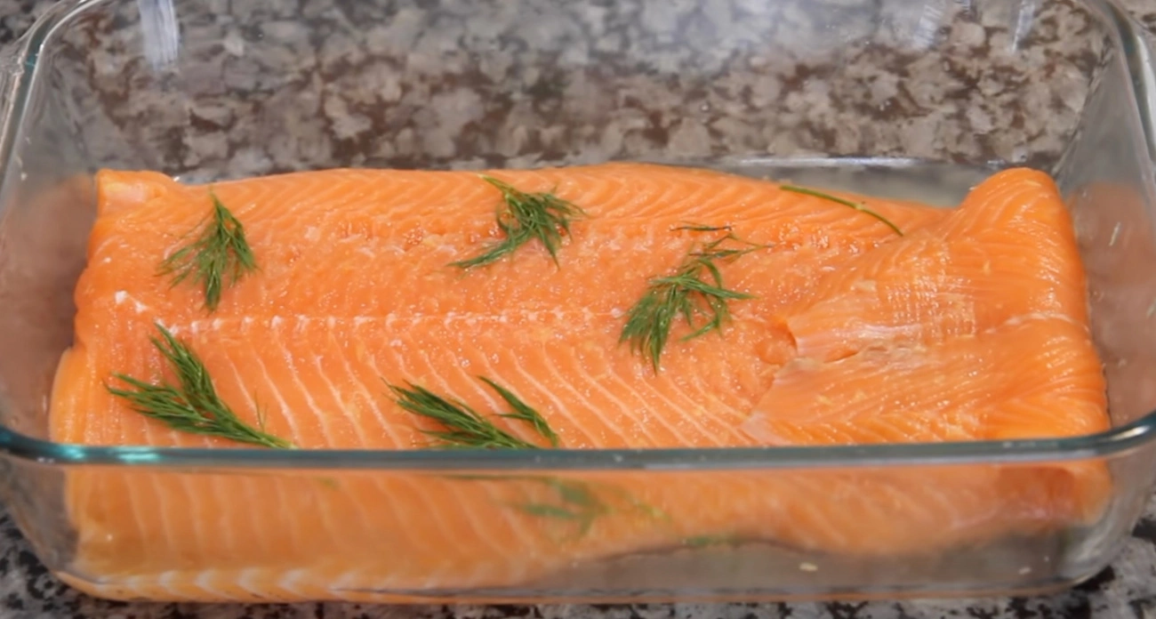 Фото к статье: Забудьте о покупной рыбе: домохозяйка поделилась вкуснейшим способом засолки - экономите тысячи