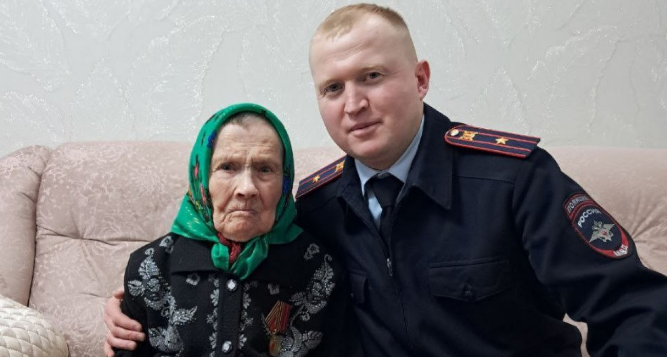 Жительница Чувашии Мария Щербакова отпраздновала 100-летний юбилей в кругу семьи