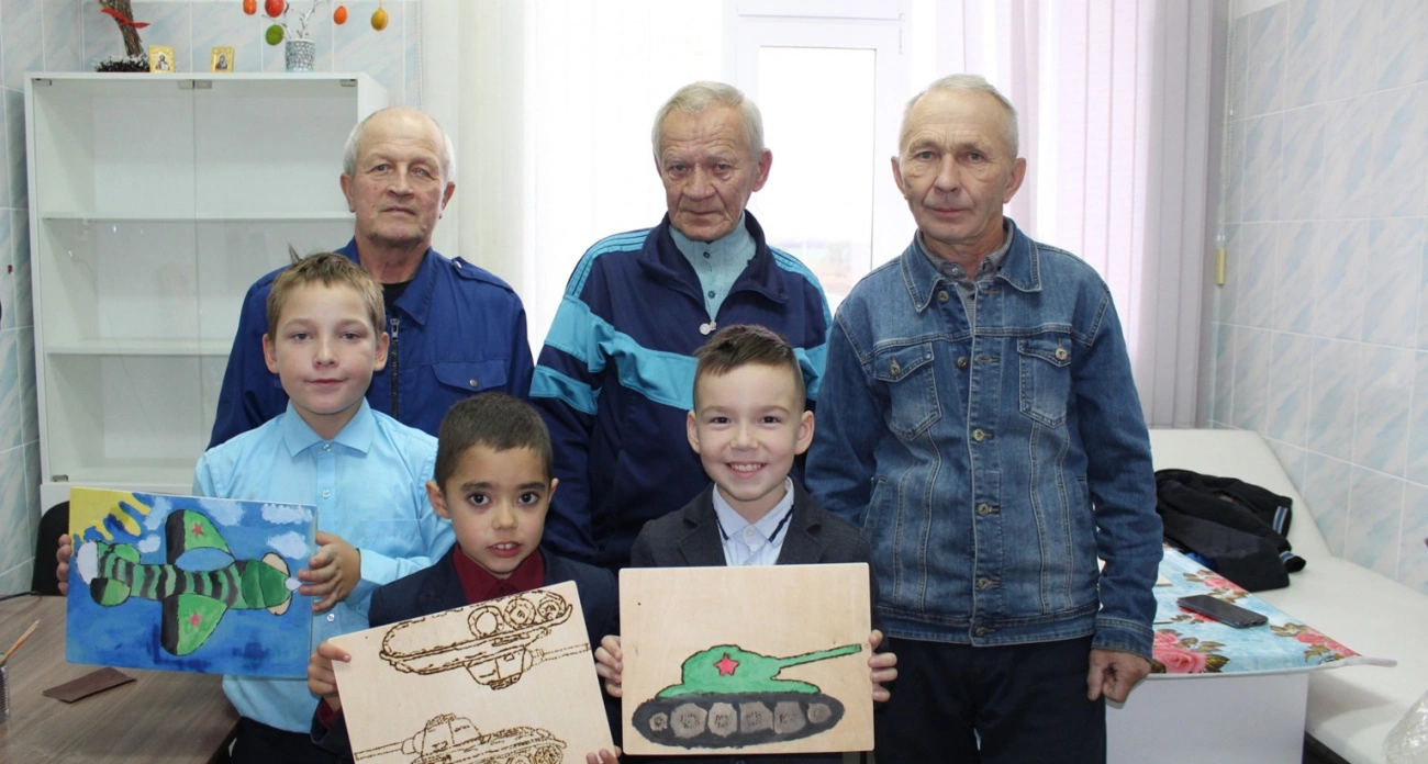 Фото к статье: Экспресс-дедушки из Чувашии вошли в десятку лучших в России и получили полмиллиона рублей
