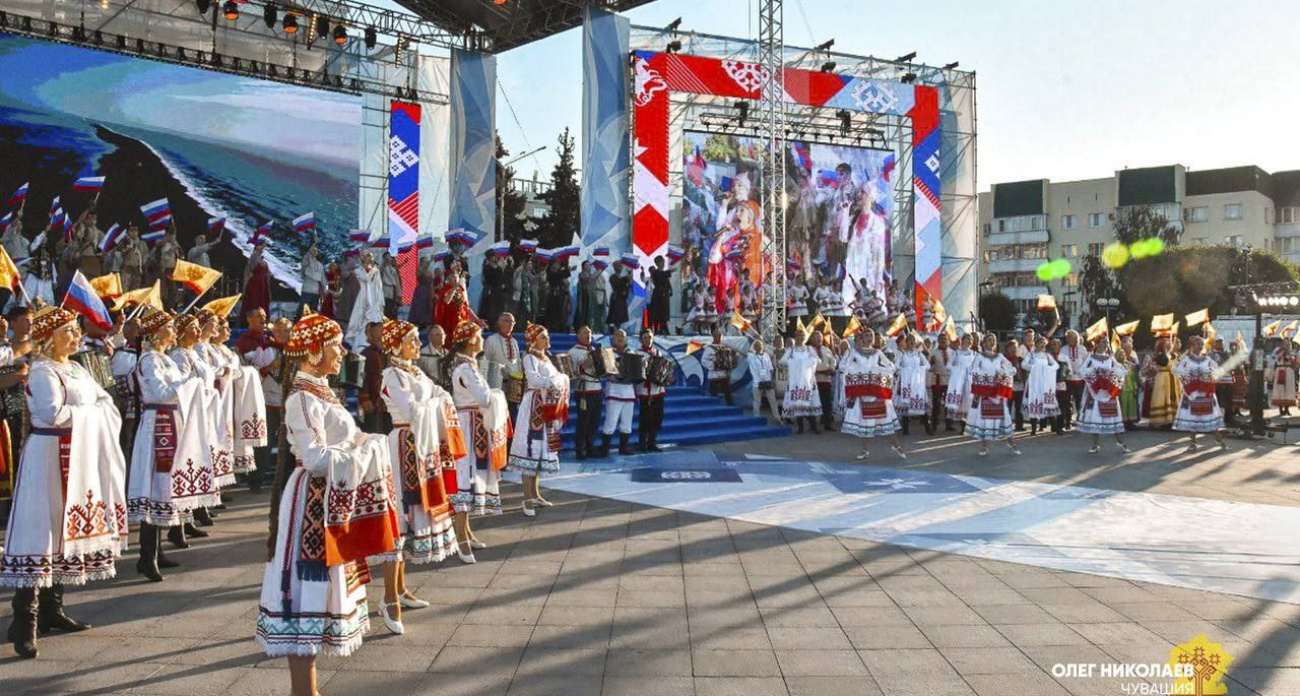 Слет аграриев, пивной и ягодный фестивали – чего ждать летом в честь Дня Республики