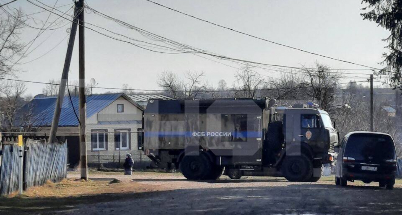 Фото к статье: В Чувашии предотвратили теракт: неизвестный пытался взорвать бывшего военкома республики