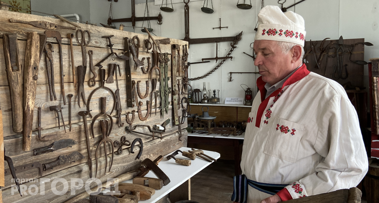 Житель Чувашии 20 лет собирал раритеты от царской России до времен СССР: хватило на целый музей