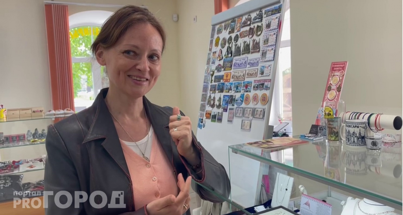 Семья из Чебоксар почти десять лет делает серебряные украшения с чувашскими орнаментами