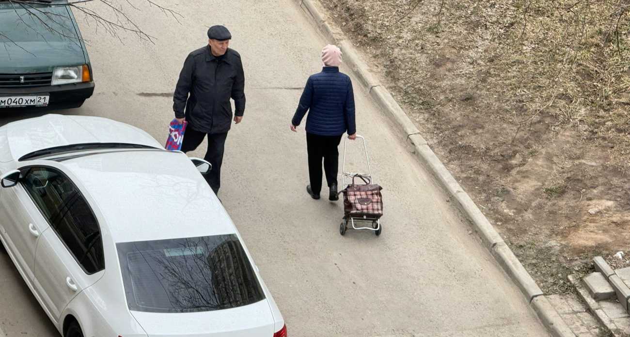 Женщины с 55 и мужчины с 60 лет массово получают разовые выплаты: что придумали в Сбербанке