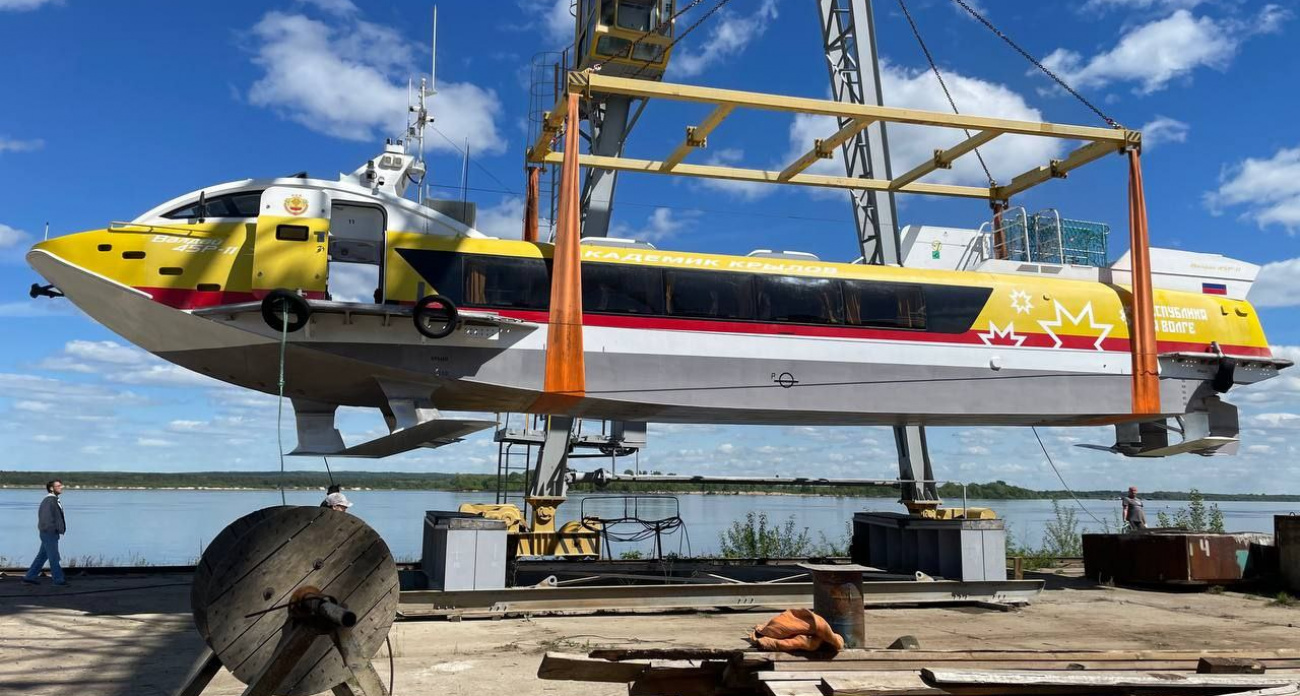 Скоростные "Валдаи" спустили на воду к открытию пассажирской навигации