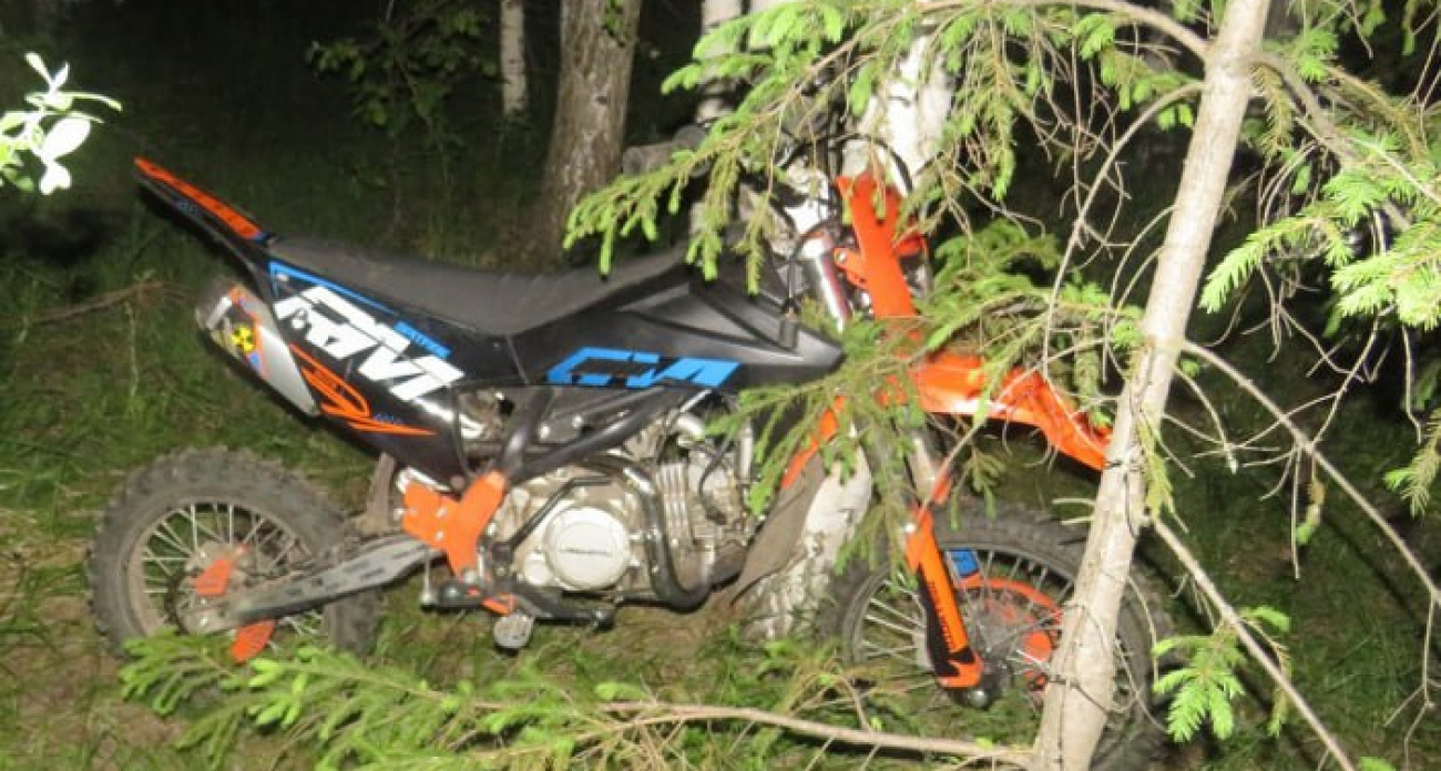 Школьник из Чувашии вскрыл чужой сарай и забрал оттуда мотоцикл