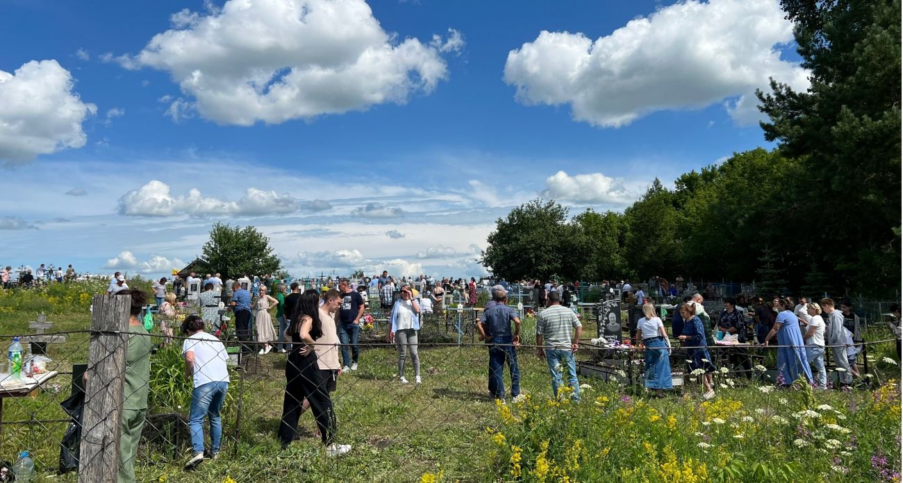 Эти ошибки на Троицу могут испортить год: что нельзя делать 8 июня, чтобы не притянуть беду