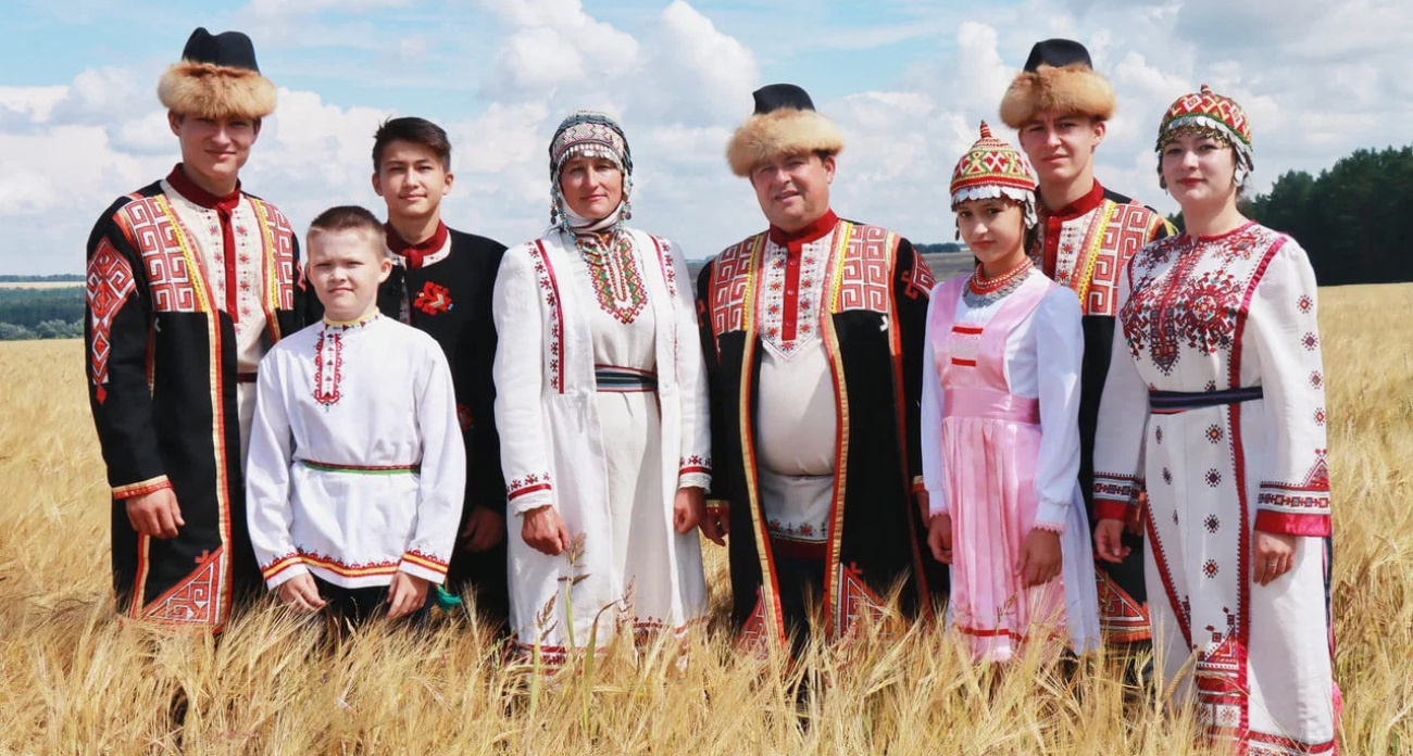 Мать шестерых детей из Чувашии получила знак "Анне": "Мы счастливы, когда все вместе"