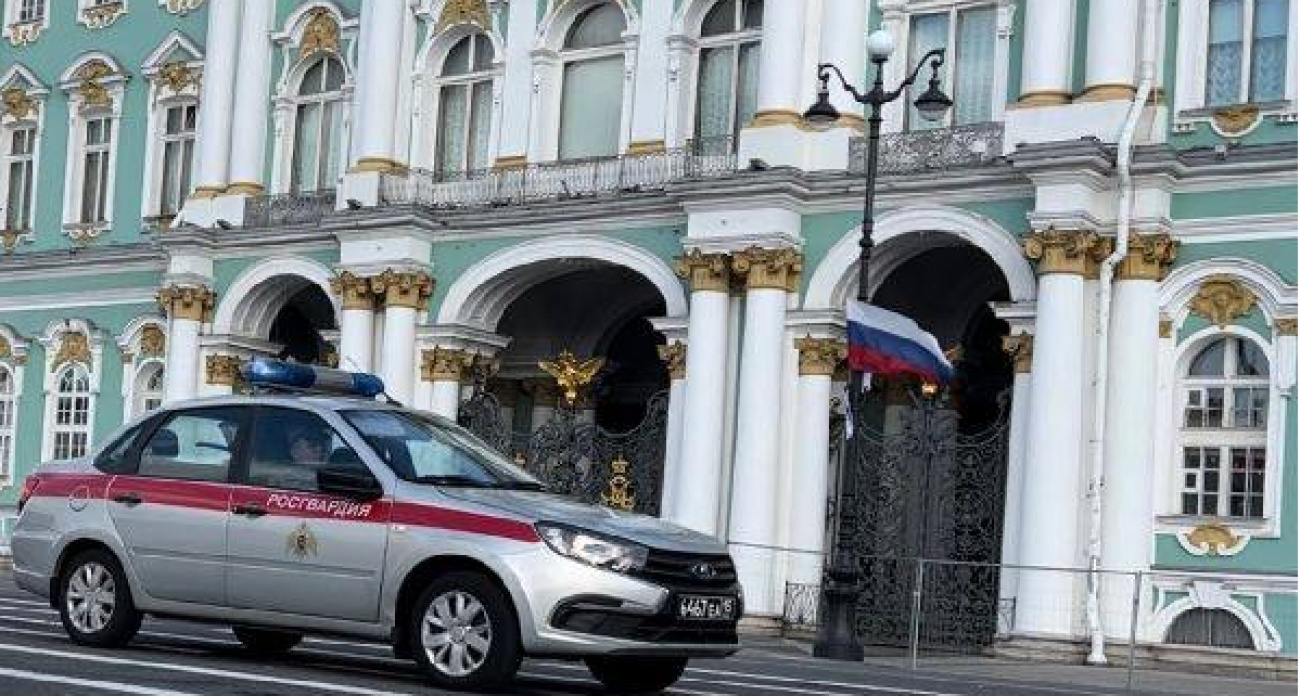 Чебоксарца задержали в Эрмитаже в Санкт-Петербурге с патроном и двумя десятками гильз
