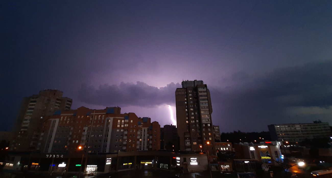 Разрушительный тайфун может ударить по России уже в июле