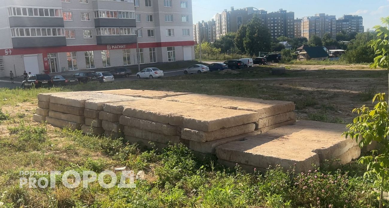 После коллективного обращения жителей на улице Ярмарочной начали обустраивать дорогу