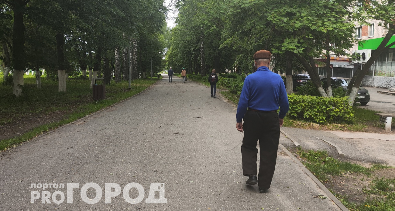 В августе пенсия придет больше: повышение затронет этих россиян