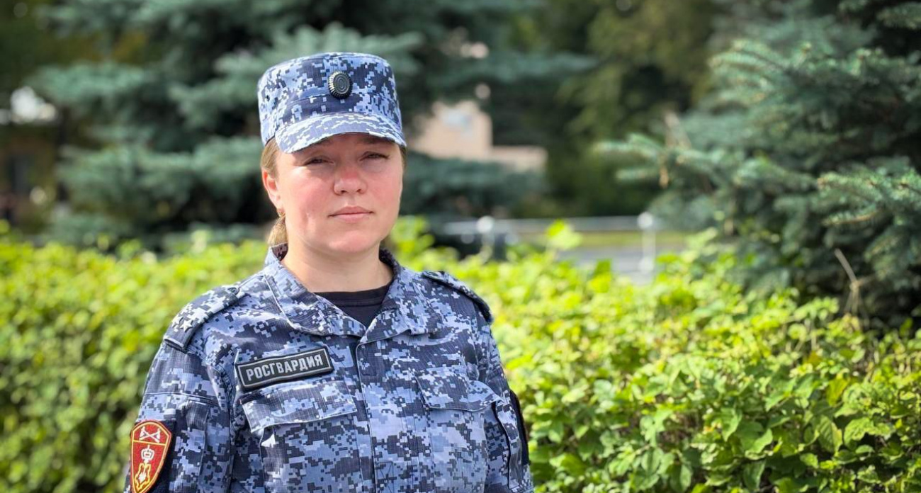 В Чувашии поход сотрудницы Росгвардии в больницу спас деньги врача скорой помощи