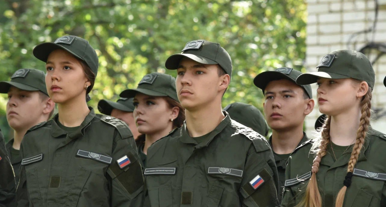 Более трехсот подростков в Чувашии научат стрелять, управлять дронами и спасать людей 