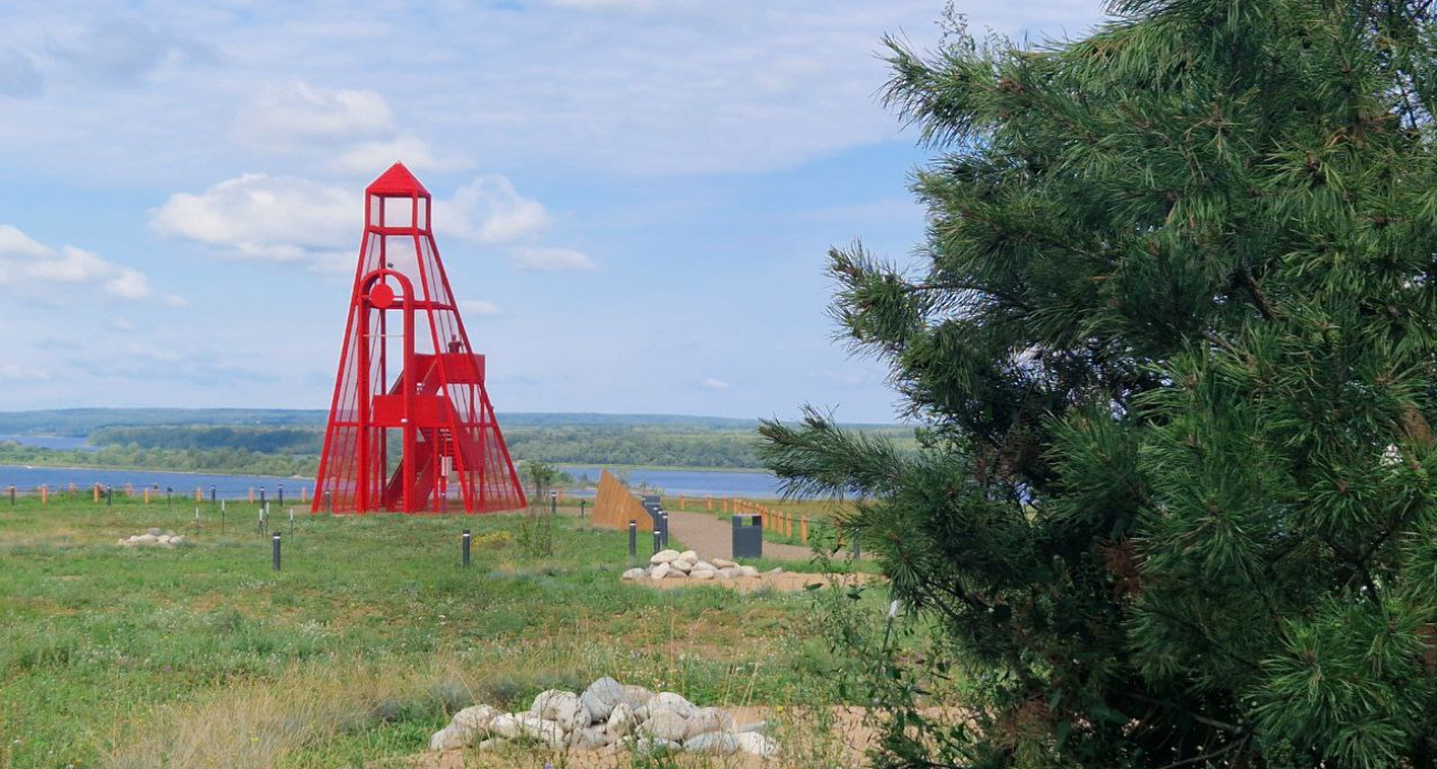 В Мариинский Посад увеличился поток теплоходов: город стал популярнее у туристов