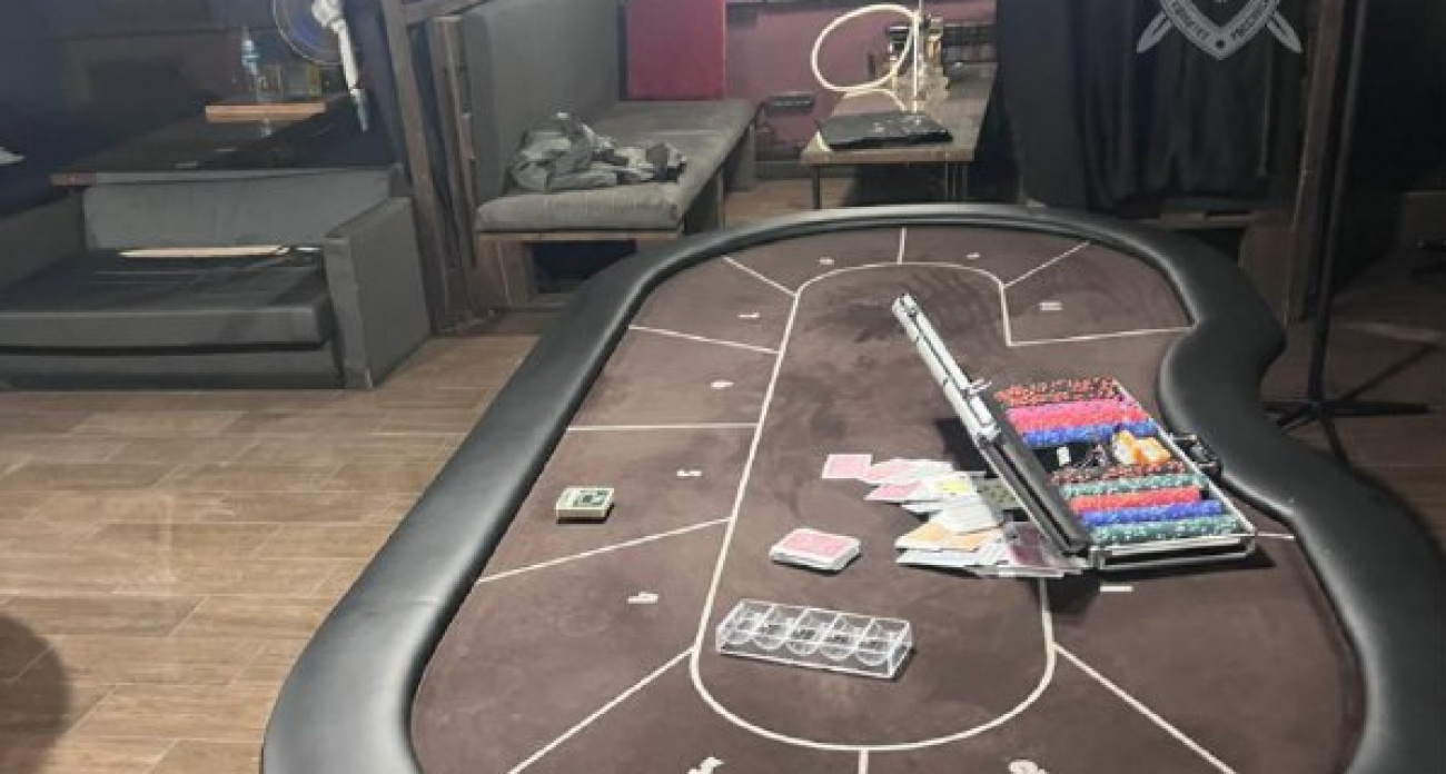 Чебоксарца оштрафовали за подпольный покерный клуб