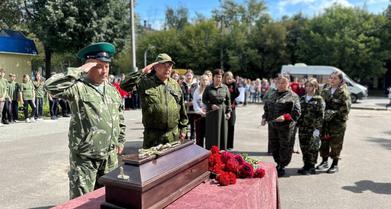 В Чувашии захоронили останки бойца, погибшего в годы Великой Отечественной войны: вернулся в родную землю спустя 80 лет