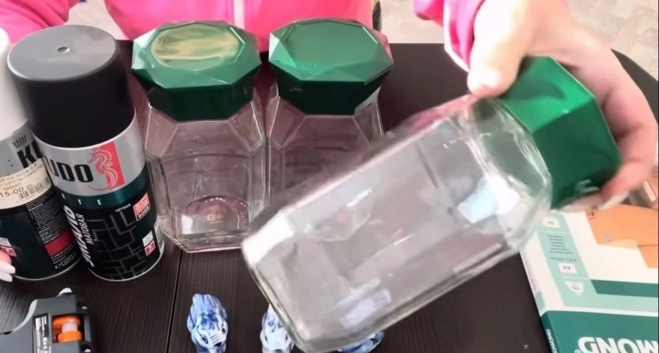 Банки из-под кофе теперь не выбрасываю: здорово выручают в хозяйстве