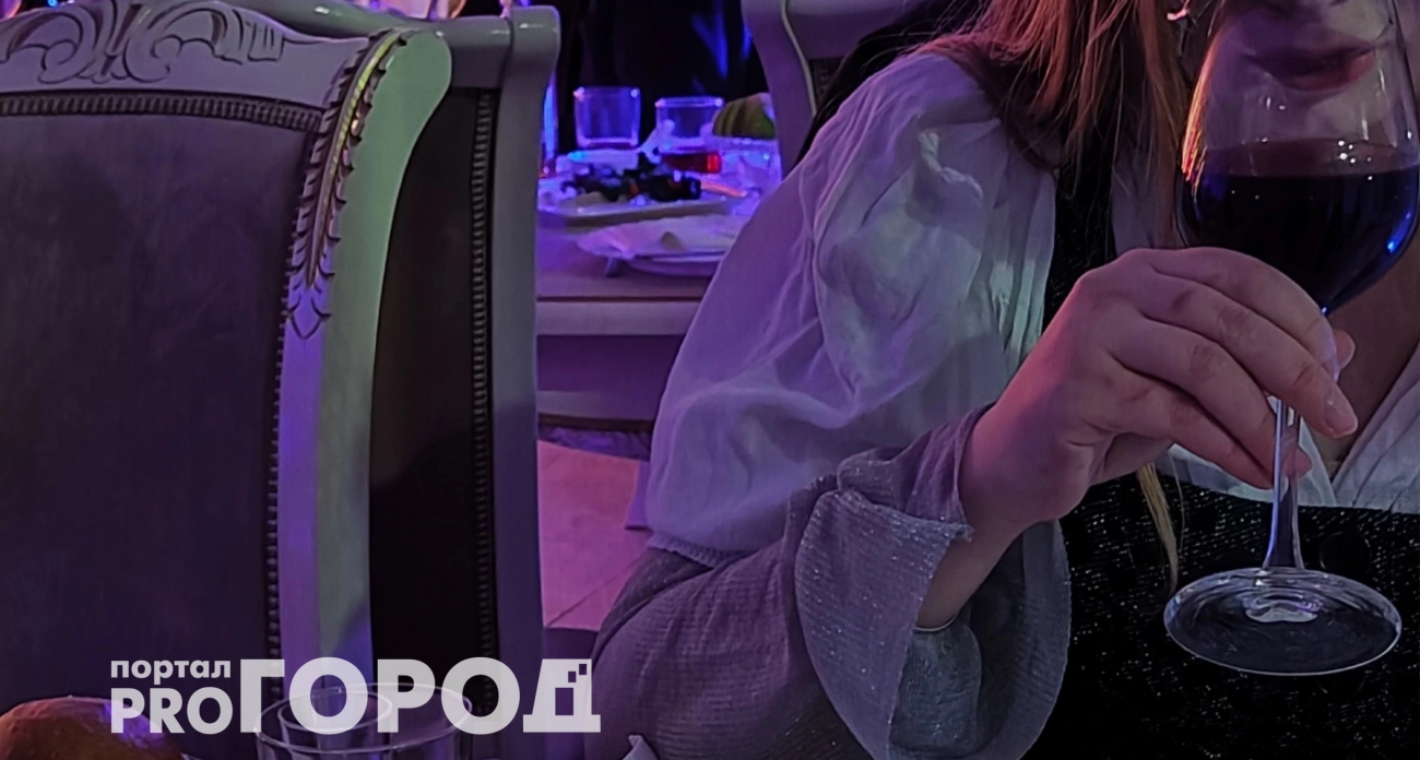 Пить и не пьянеть: секретный способ Сталина сохранять трезвость во время больших и длительных застолий