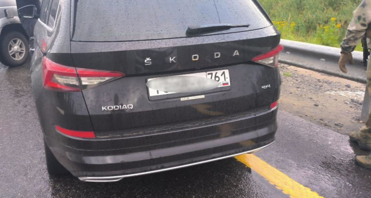 Спецназ Росгвардии задержал машину с крупной партией наркотиков на федеральной трассе в Чувашии