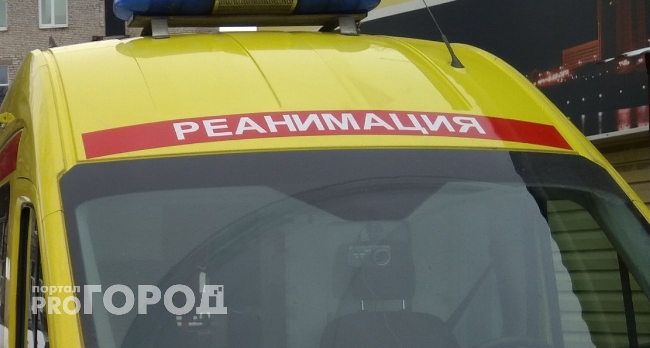 В соседнем с Чувашией регионе девочка потеряла сознание на школьной линейке и умерла