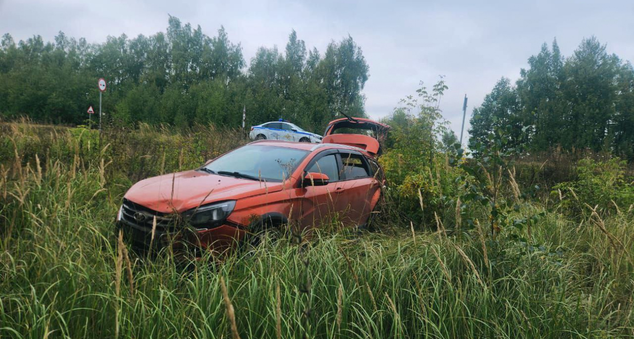 В Чебоксарском районе произошло еще одно ДТП с пострадавшими: двоих увезли без сознания