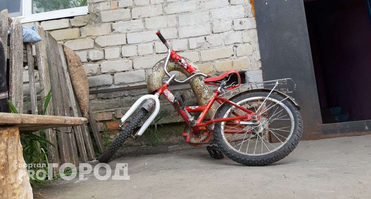 В Чебоксарах не смогли разъехаться два велосипедиста: один из них пострадал