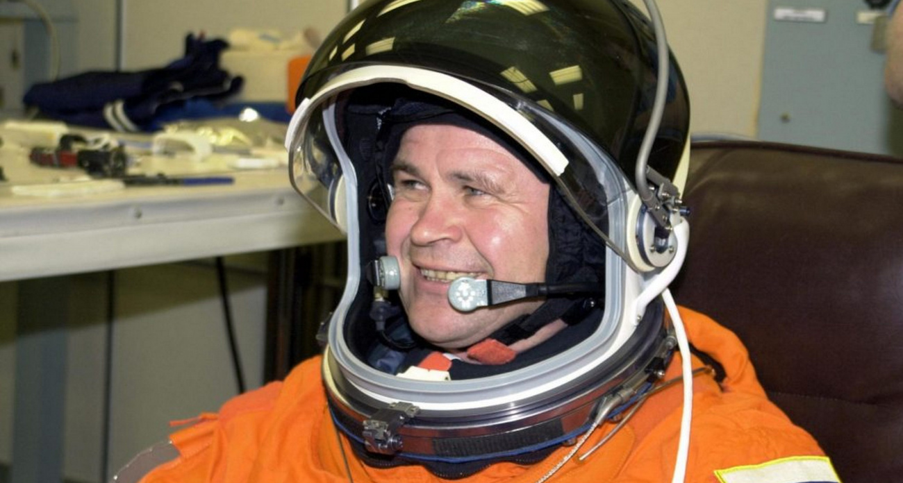 Космонавта из Чувашии экстренно увезли в одну из московских больниц