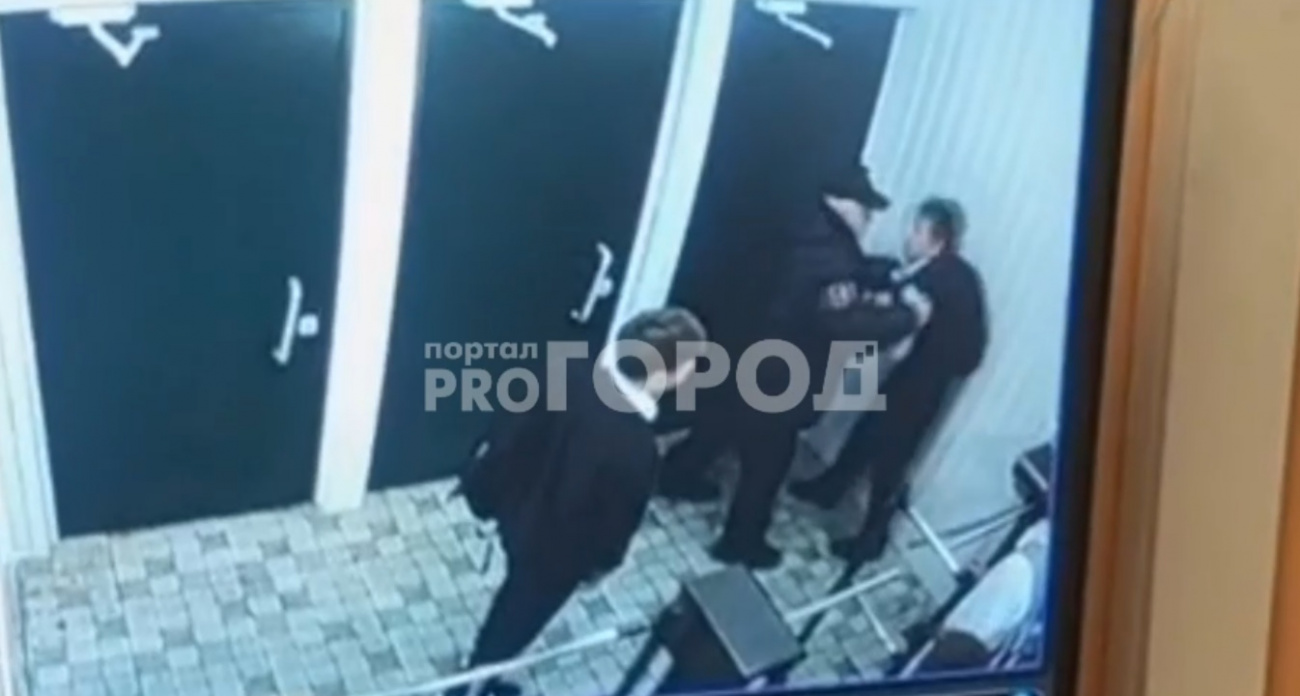 Прокуратура проверит чебоксарскую школу, в которой охранник применил к ребенку силу за пустячное нарушение