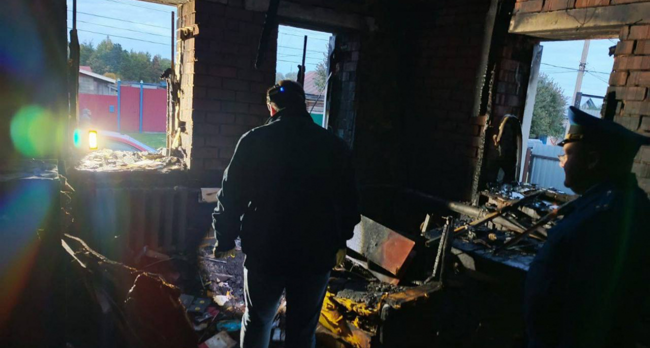 В Чувашии на пепелище после пожара нашли обгорелый труп