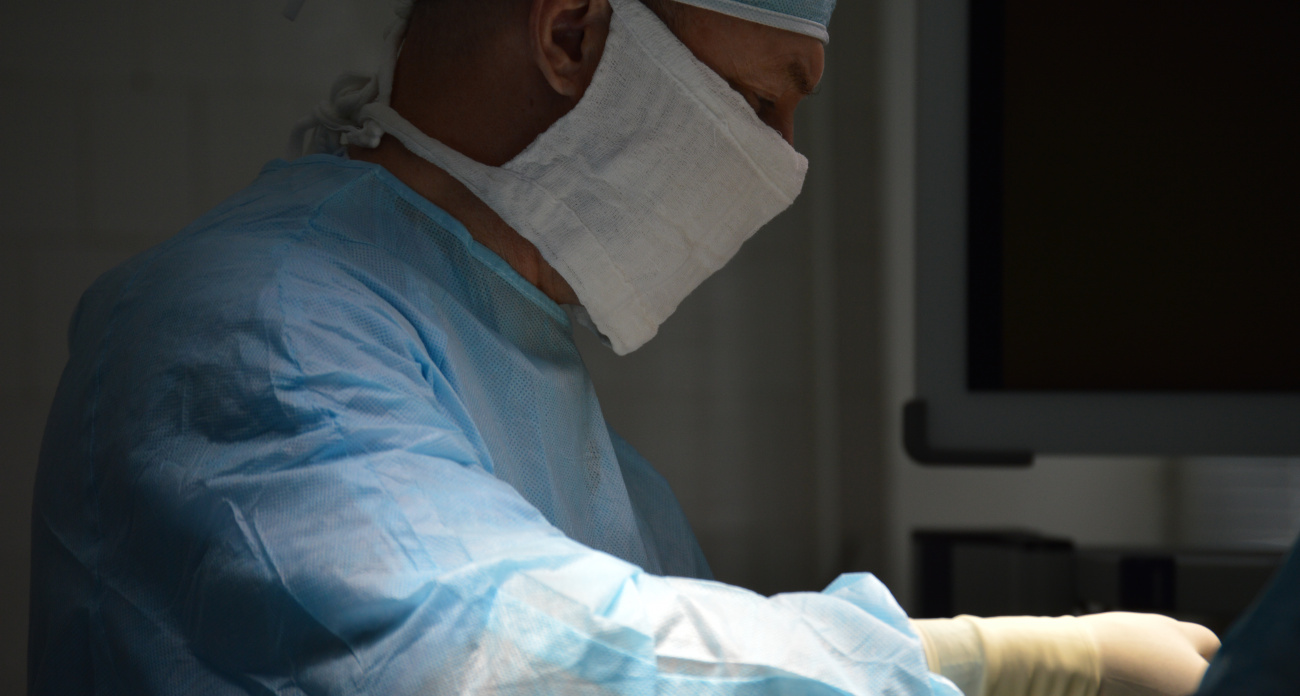 Врачи Новочебоксарска за два часа вернули к жизни мужчину, который ранил себя в сердце