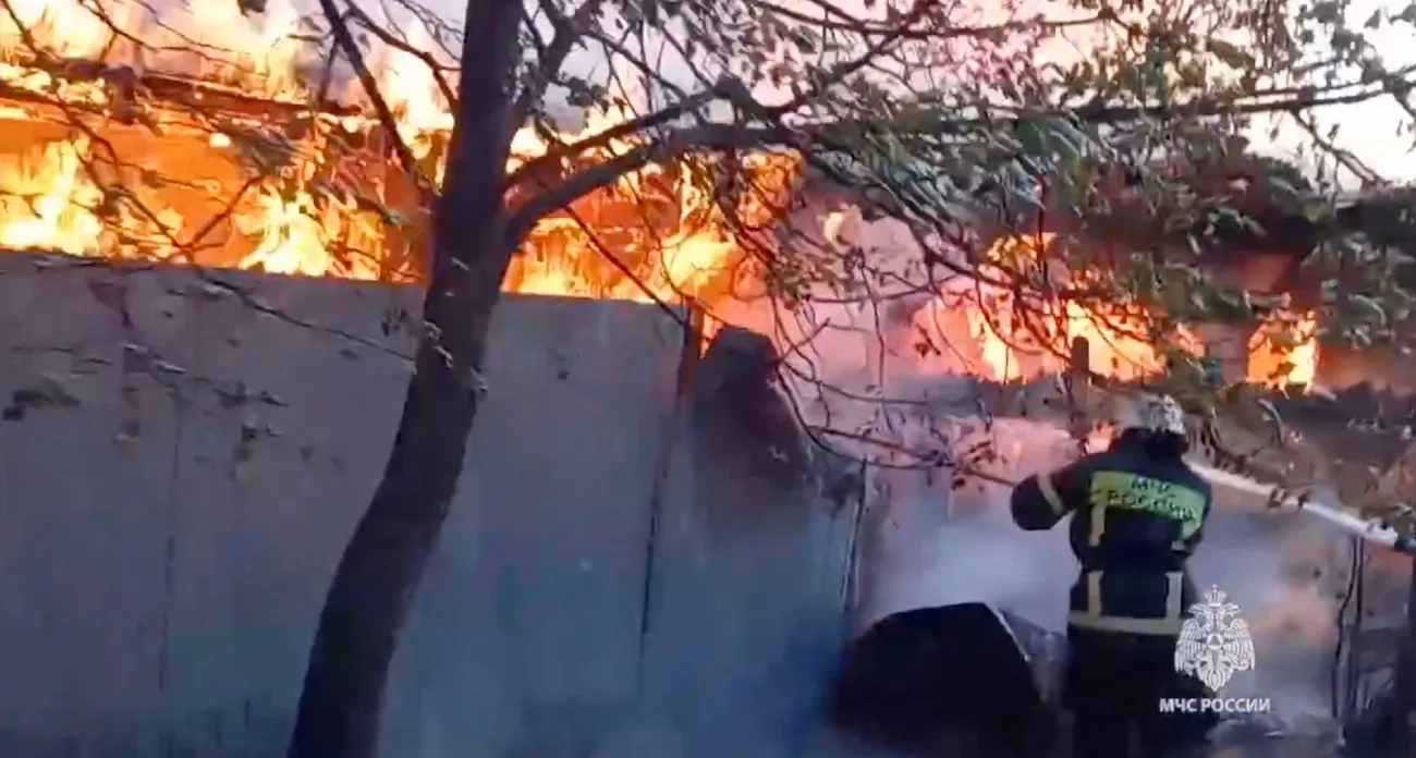 Пожар в кафе с погибшей и испытание сирен в Чебоксарах: главные новости за 1 октября