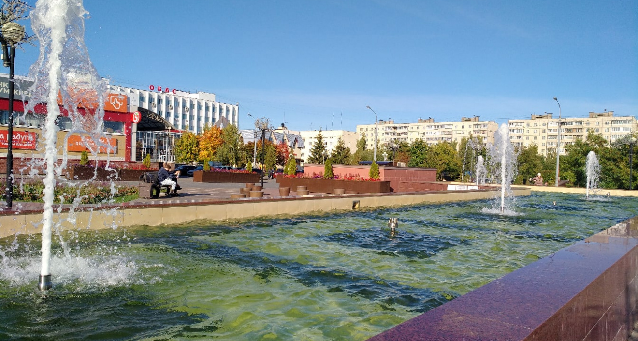 В Чебоксарах вблизи универмага "Шупашкар" случился пожар