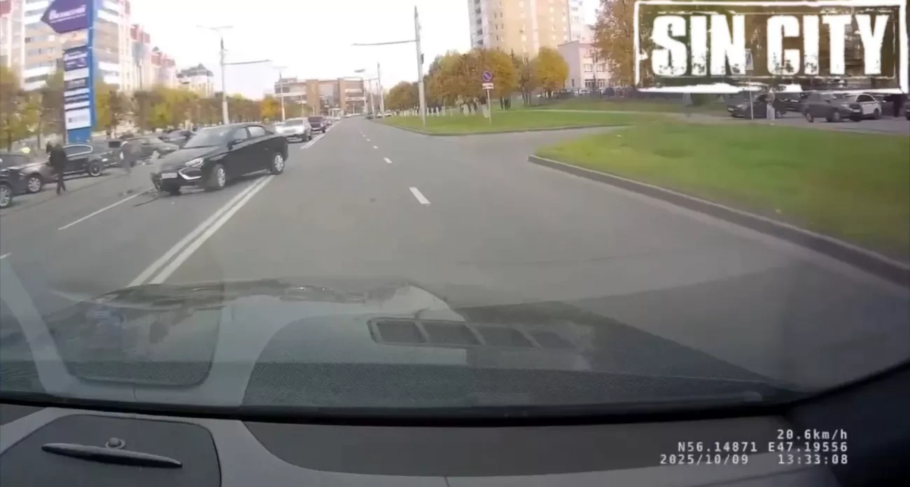 Массовое ДТП у "Волжского" и драка подростка с мужчиной в Чебоксарах: главные новости за 12 октября